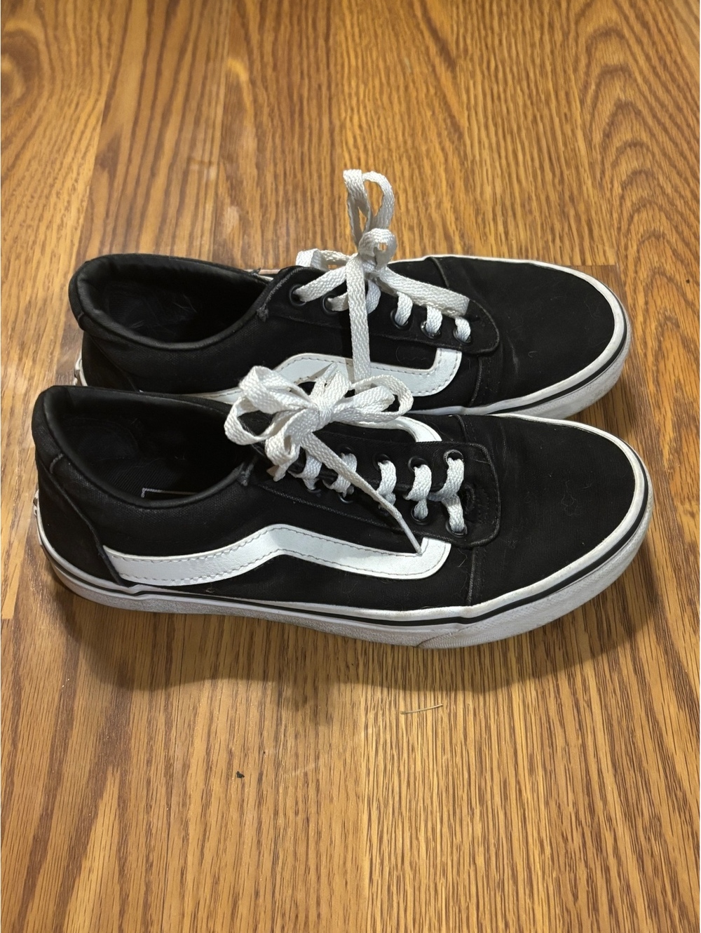 Lightly Used Vans Black and White Sneakers- Size 6